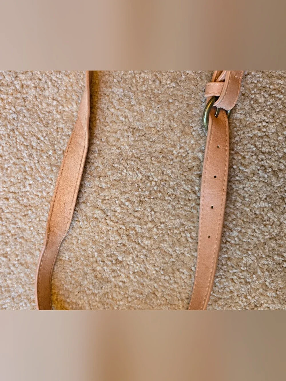 Round Woven Straw Crossbody Bag in Natural